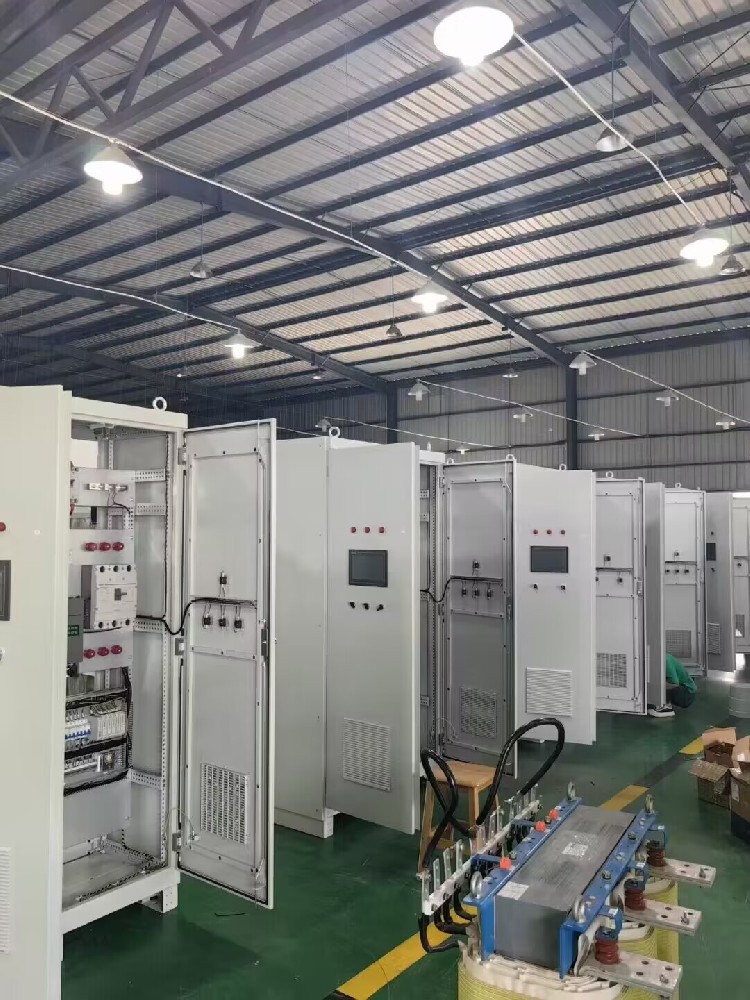 三相电力调解器带变压器输出不平衡是什么原因？