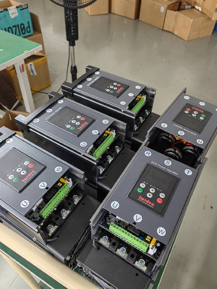 电力调解器会爆发谐波吗？