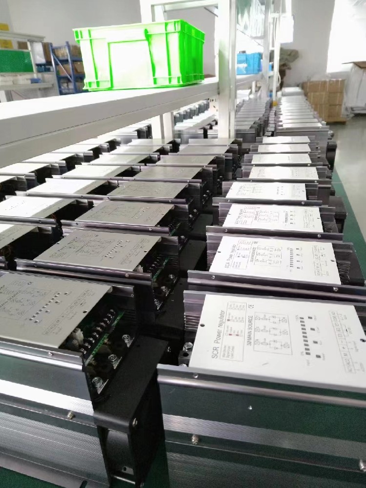 电力调解器的主要作用是什么？？？