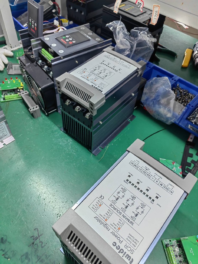 怎样确定电力调解器触发？榈墓收衔恢？