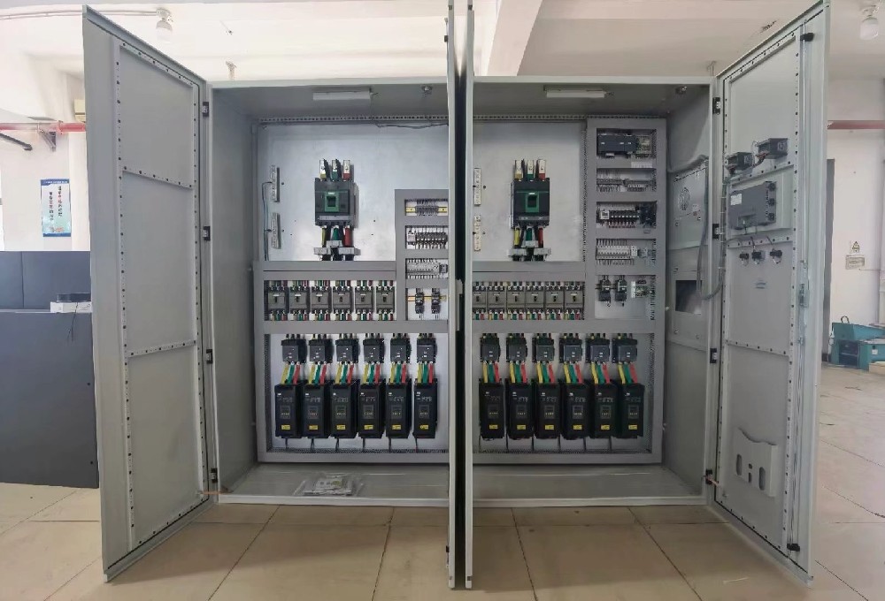 不小心将电力调解器的外壳损坏，，自行替换外壳会不会影响装备的防护品级和正常使用？？