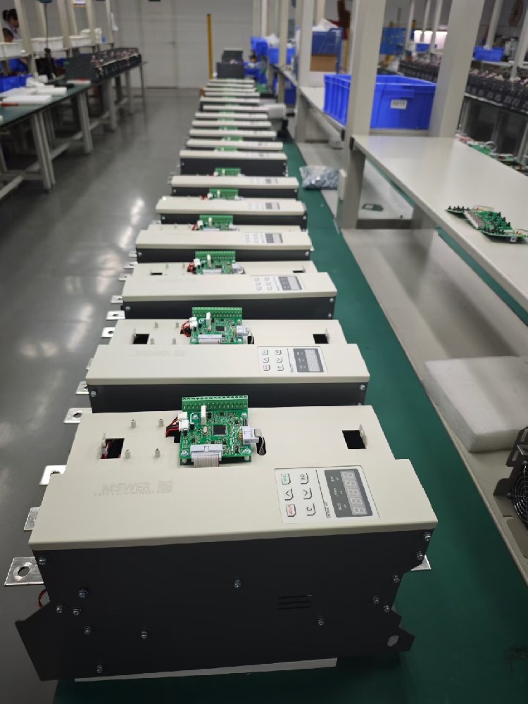 测温 VS 控温：工业温控领域的 “双生花”，，，谁更主要？？